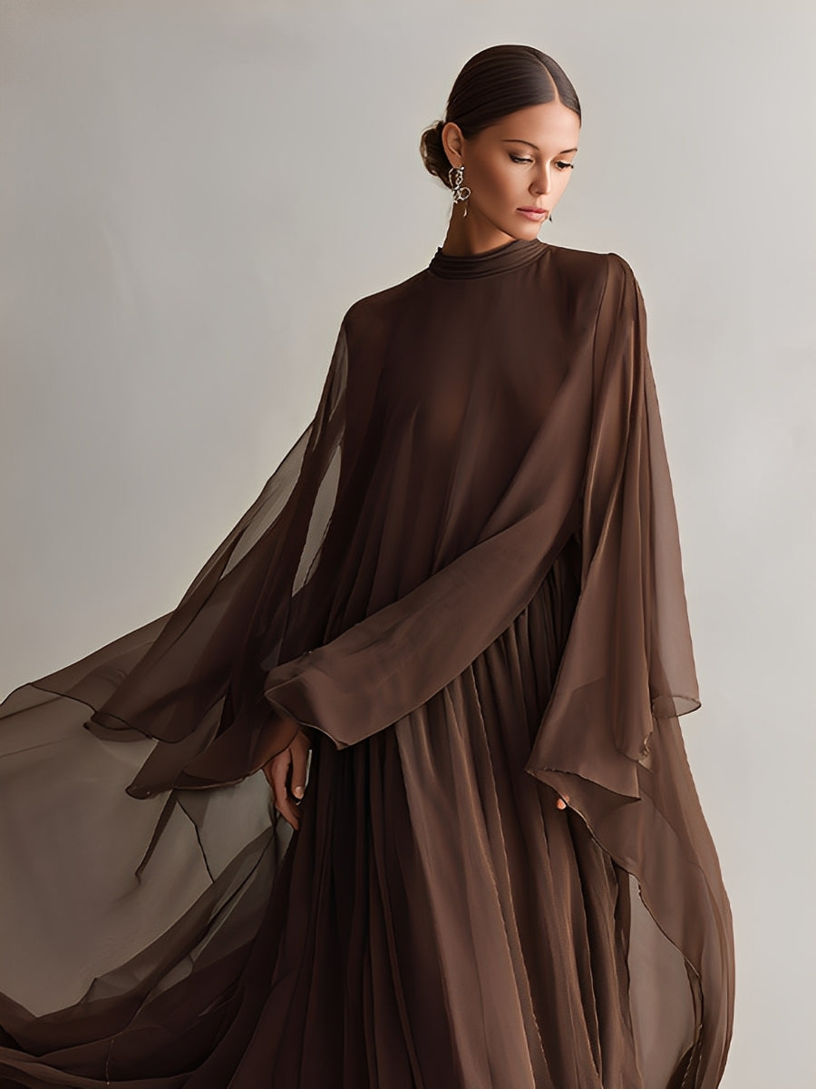 VESTIDO MAXI DE CHIFÓN CON DISEÑO TIPO CAPA Y CUELLO ALTO