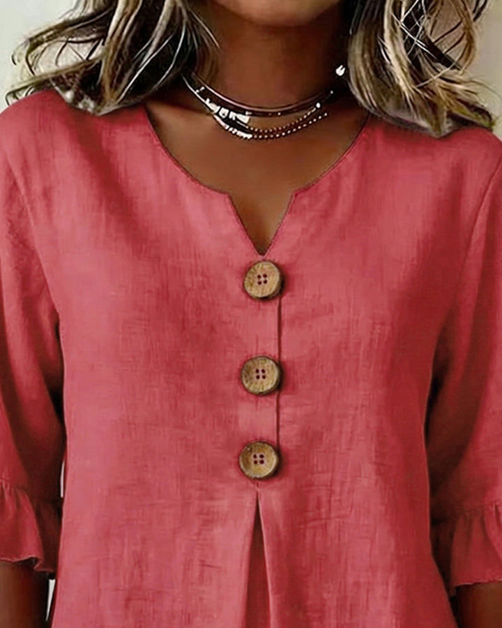 Blusa Sophia de algodón-lino con botones de madera y volantes