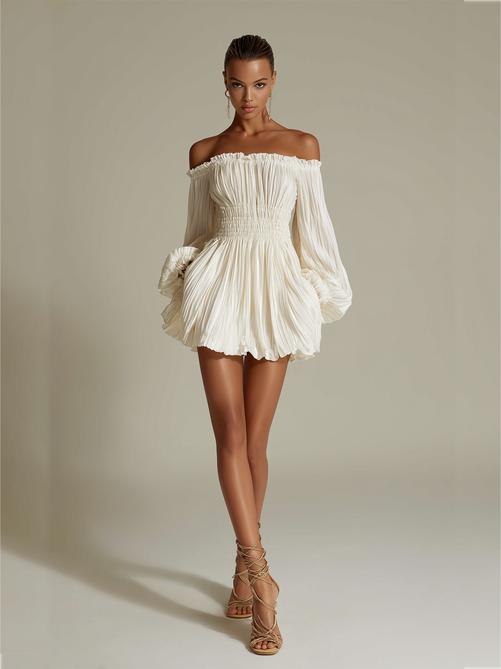VESTIDO MINI PLISADO ESCOTE BARDOT Y CINTURA FRUNCIDA