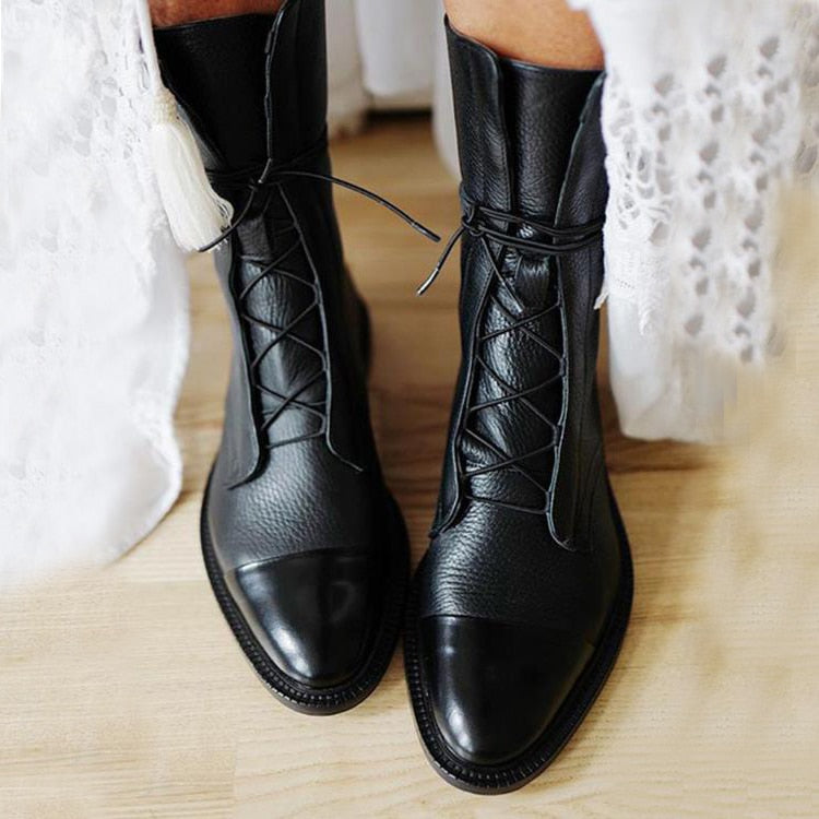 Gabriela | Botas De Cuero Sintético Negro De Alta Calidad