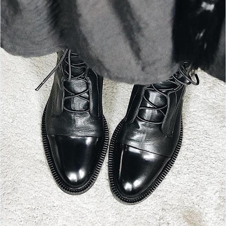 Gabriela | Botas De Cuero Sintético Negro De Alta Calidad