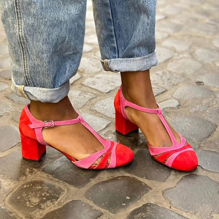 ZAPATO CON CINTURÓN EN T Y TACÓN ESTABLE