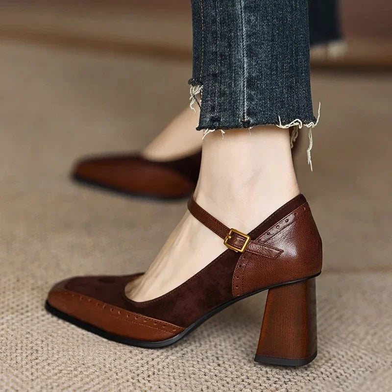 Tacones de Elegancia Terrosa