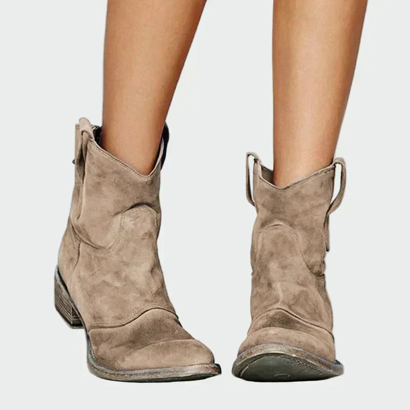 Marisol | Botas Vaqueras Retro de Tobillo en Gamuza Marrón